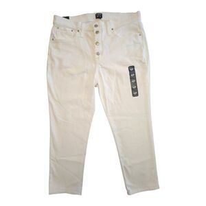 J.Crew Essential Straight Jeans White, NWT,  all-day stretch size 32P Button fly